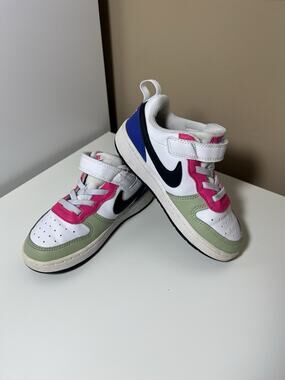 Nike Kids Court Borough Hook Loop White Sage Hot pink Purple Sneakers Size 9C